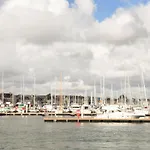 Lovely In With Wifi Saint-Vaast-la-Hougue