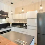 Lovely Home In Saint-Vaast-La-Hougue With Wifi בית נופש